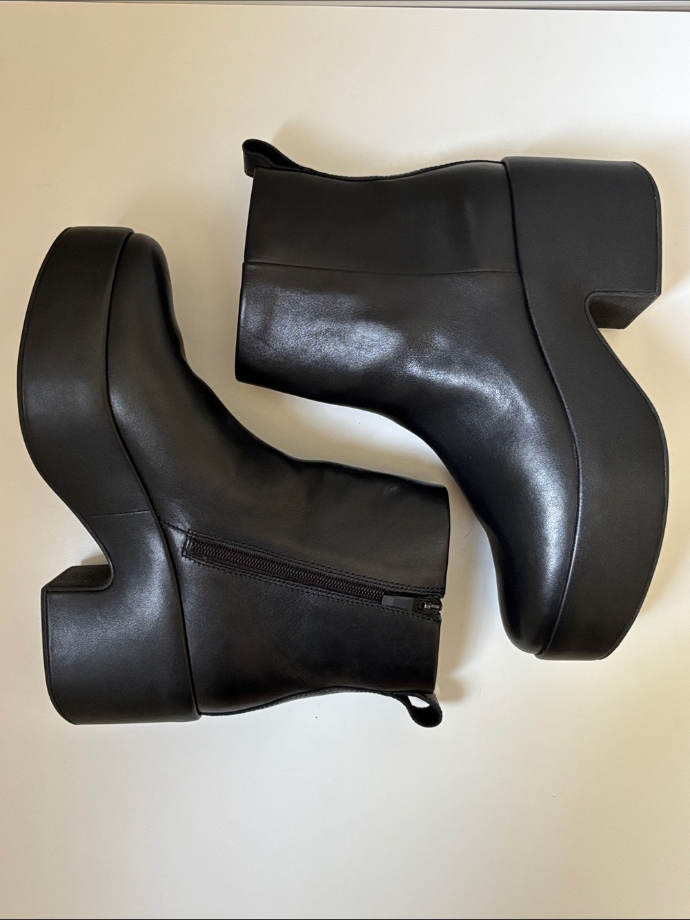 Fitflop Black PLATFFORMS Leather Heeled Ankle Boots Size US 9 / EU 41. - Picture 8 of 11